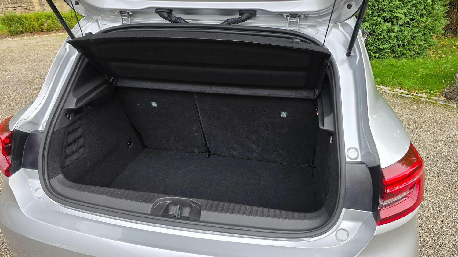 Used Renault Clio 2023 for sale - 76924326: Photo 38