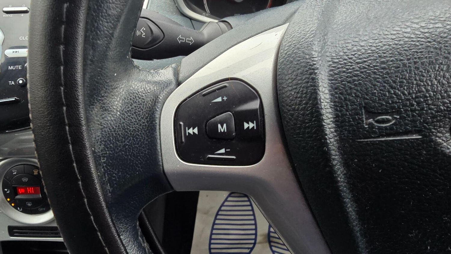 Used Ford Fiesta 2011 for sale - 77616326: Photo 30