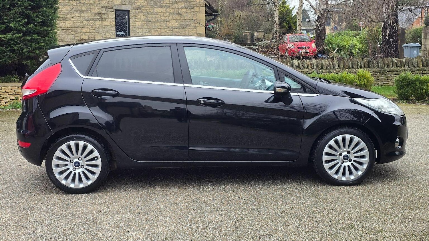 Used Ford Fiesta 2011 for sale - 77616326: Photo 8