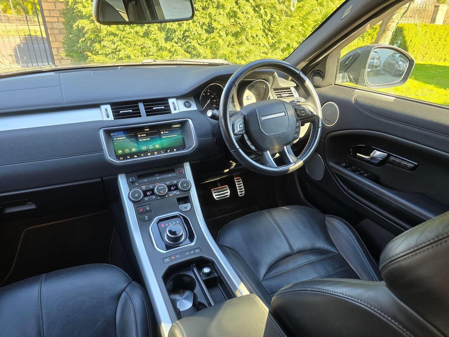 Used Land Rover Range Rover Evoque 2018 for sale - 77938193: Photo 2