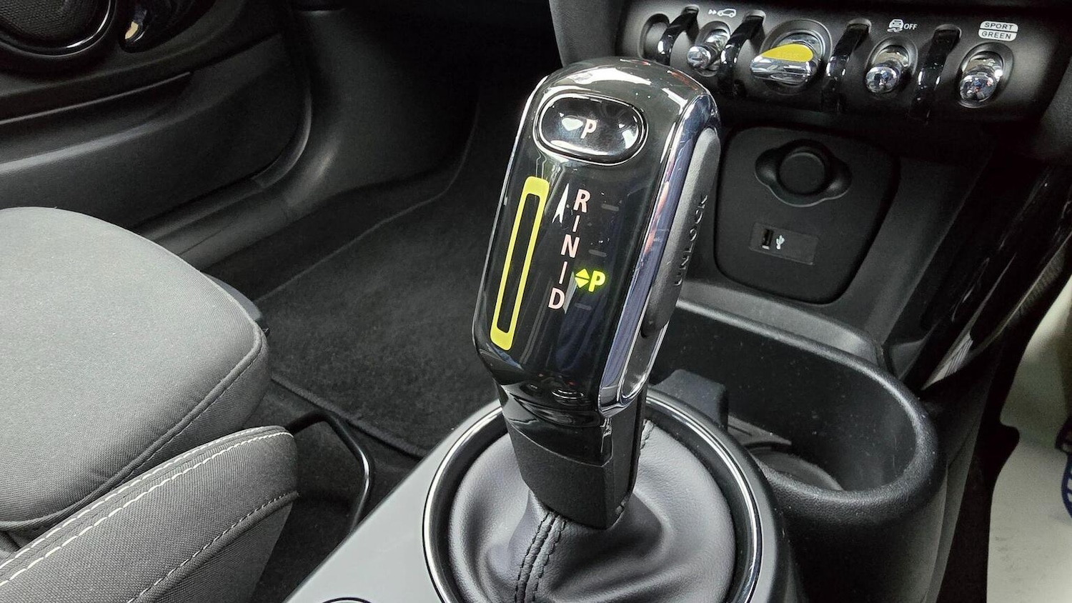 Used MINI Electric Hatch 2022 for sale - 77166131: Photo 12