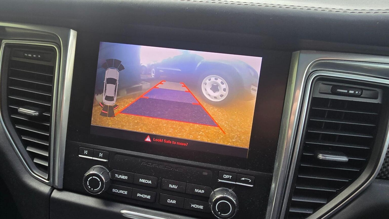 Used Porsche Macan 2017 for sale - 77478030: Photo 17