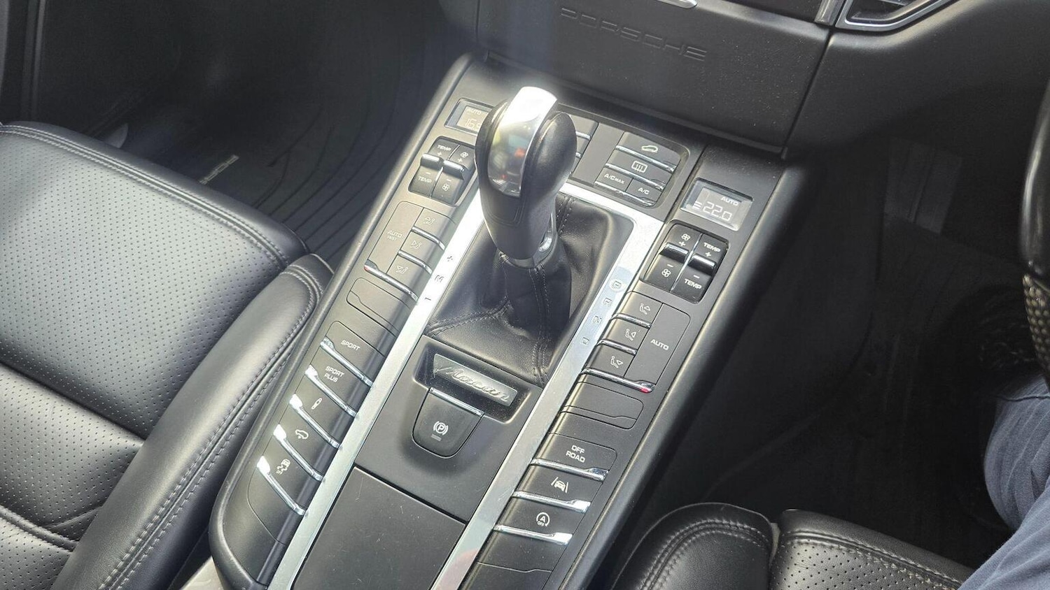 Used Porsche Macan 2017 for sale - 77478030: Photo 9