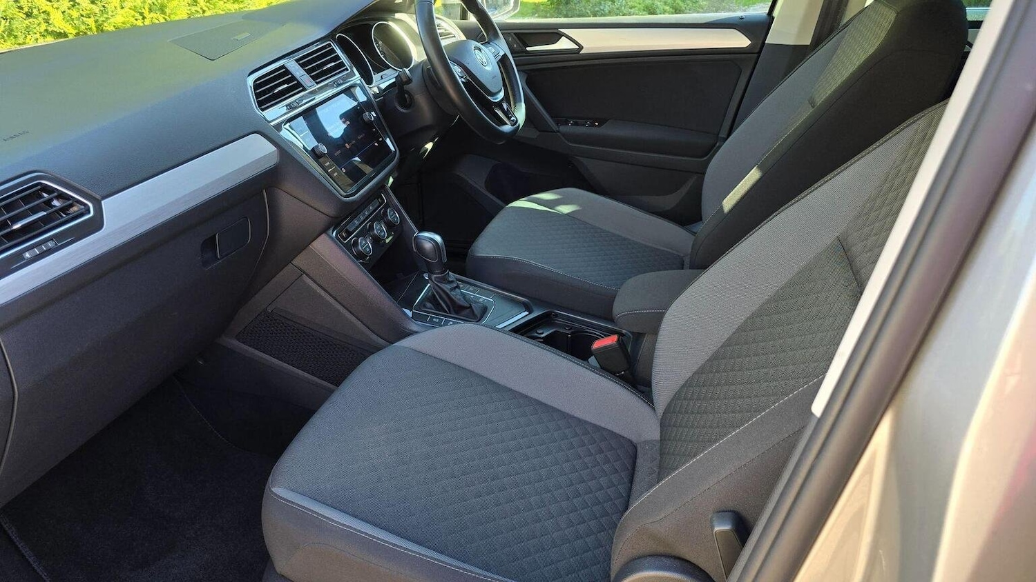 Used Volkswagen Tiguan 2019 for sale - 76924273: Photo 31