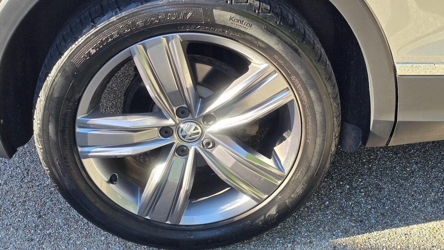 Used Volkswagen Tiguan 2019 for sale - 76924273: Photo 35