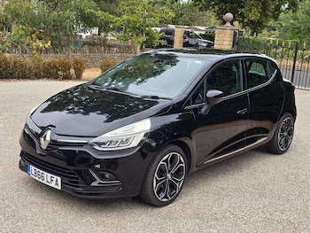 Used Renault Clio 2016 for sale - 79495431: Photo