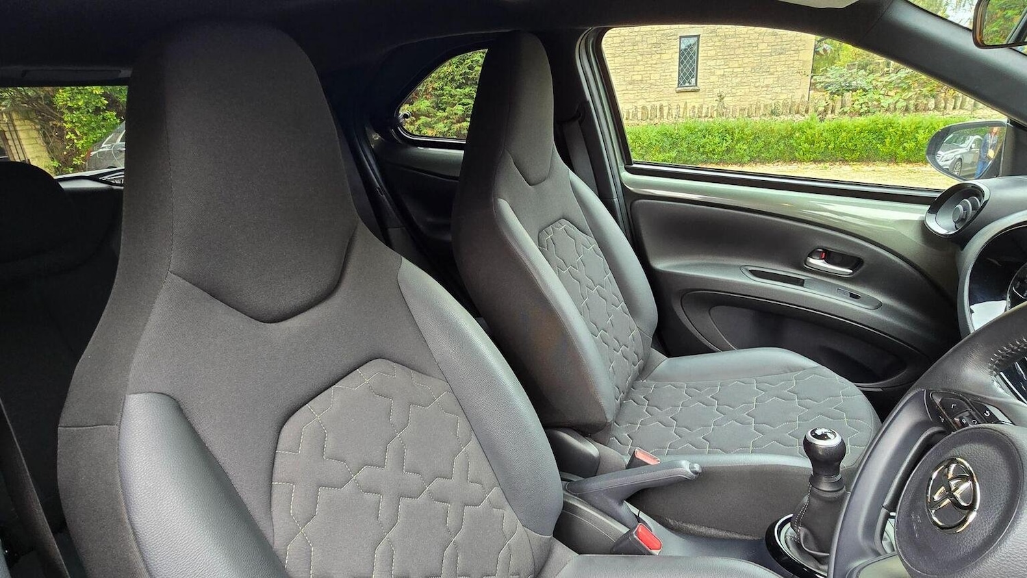 Used Toyota Aygo X 2022 for sale - 76924380: Photo 12