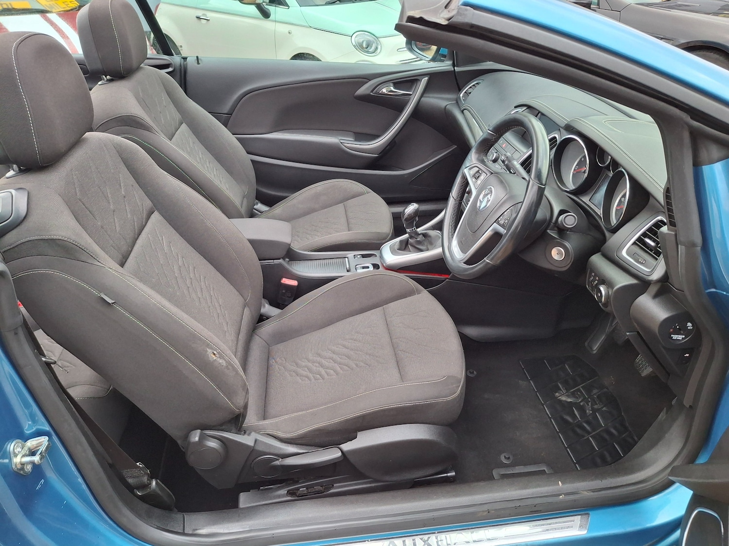 Used Vauxhall Cascada 2016 for sale - 77301610: Photo 17