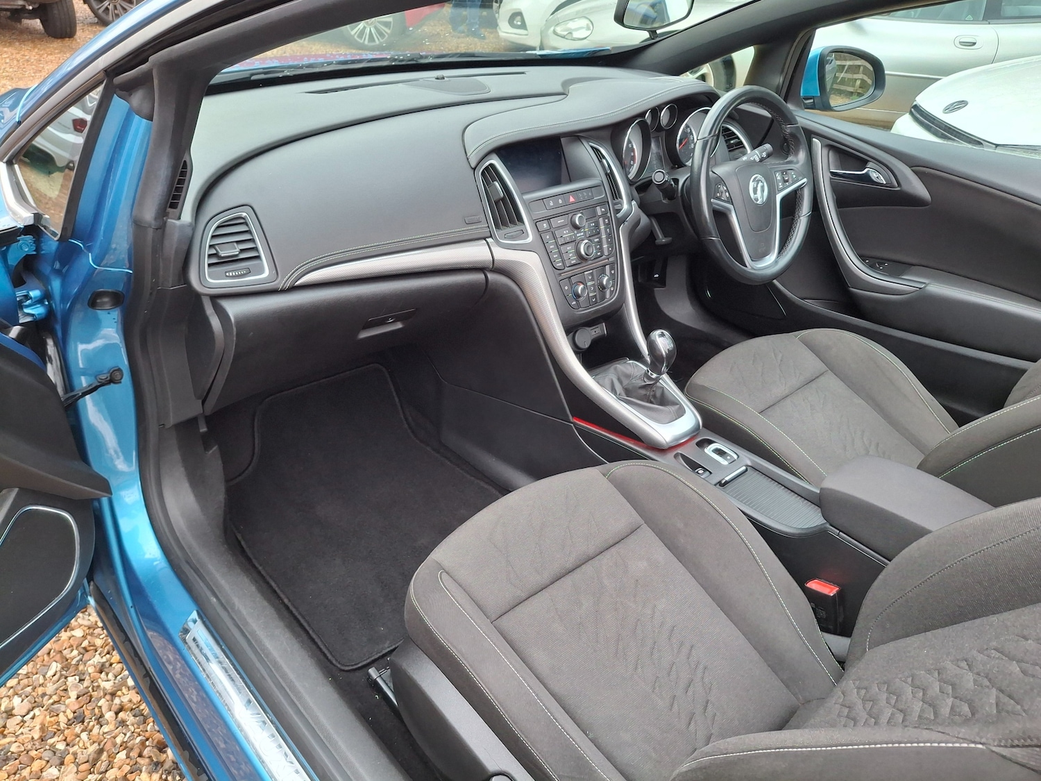 Used Vauxhall Cascada 2016 for sale - 77301610: Photo 19