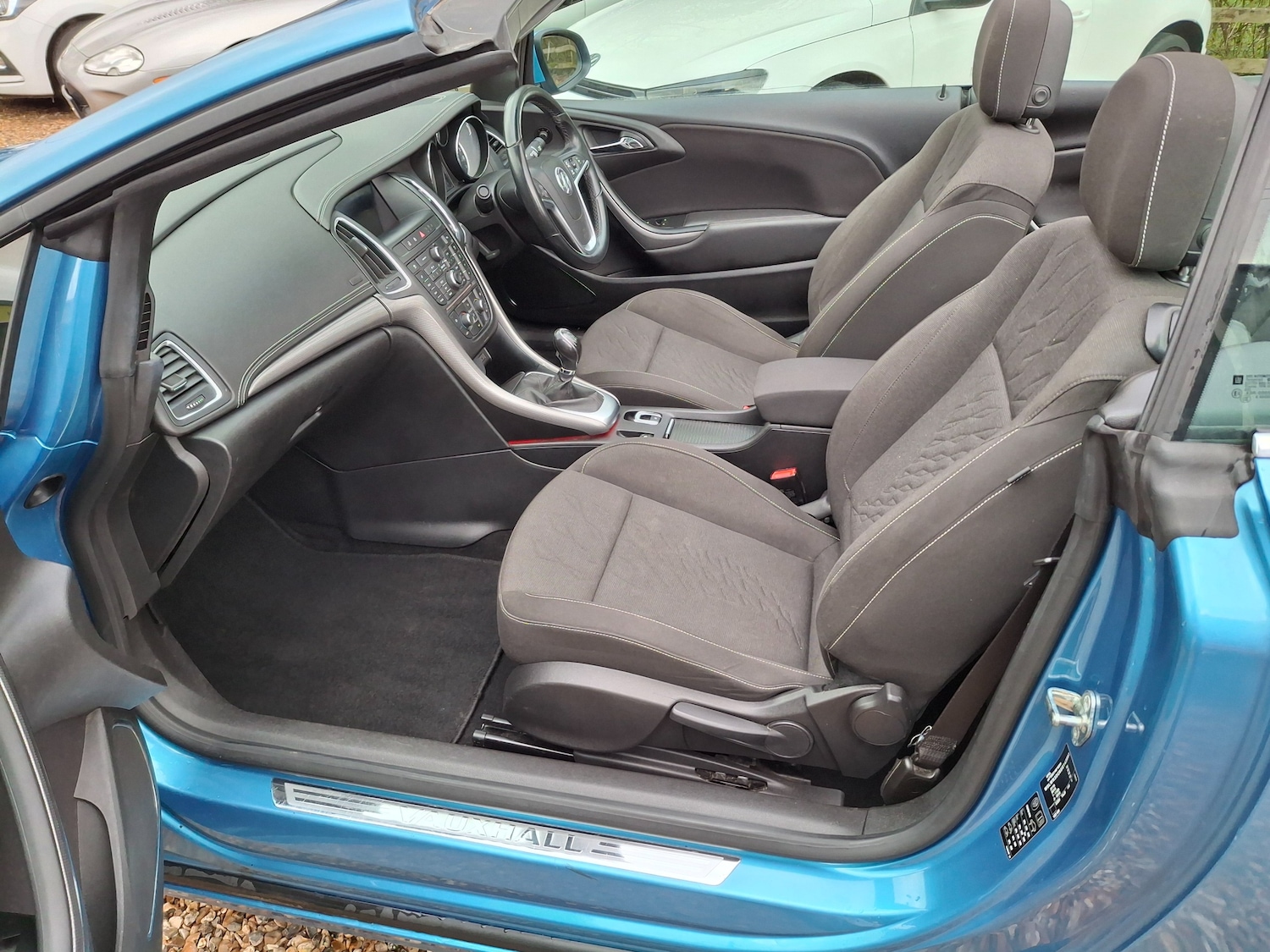 Used Vauxhall Cascada 2016 for sale - 77301610: Photo 20