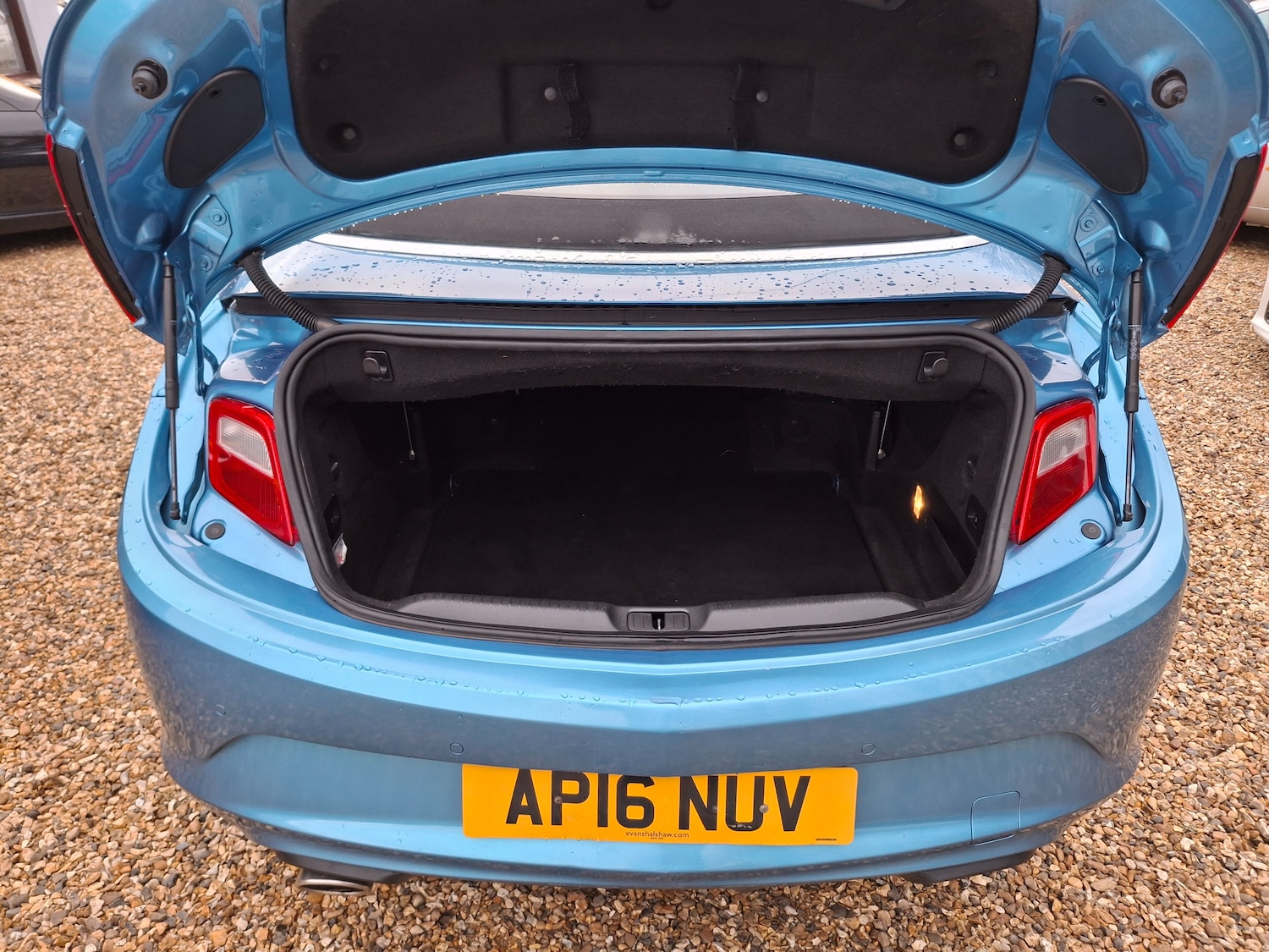 Used Vauxhall Cascada 2016 for sale - 77301610: Photo 40