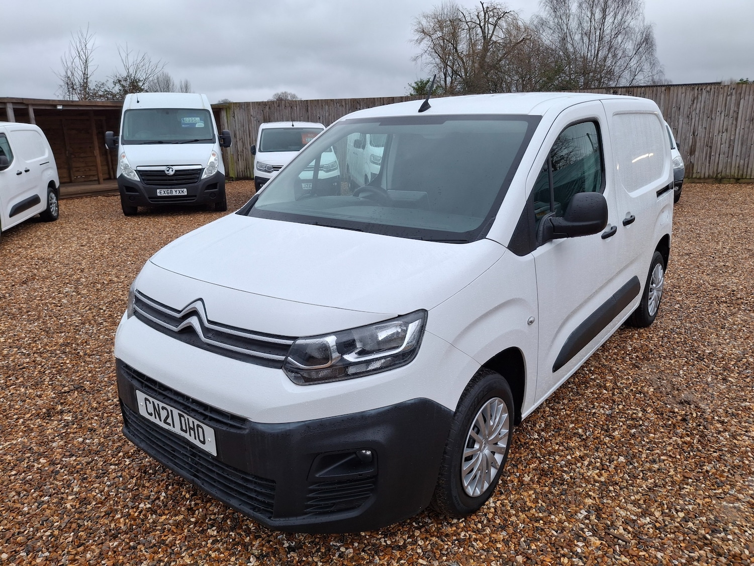 Used Citroen Berlingo 2021 for sale - 77249361: Photo 2