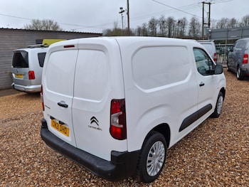 Used Citroen Berlingo 2021 for sale - 77249361: Photo