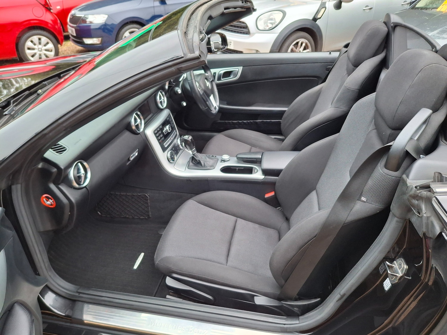 Used Mercedes-Benz SLK 2014 for sale - 76232344: Photo 19