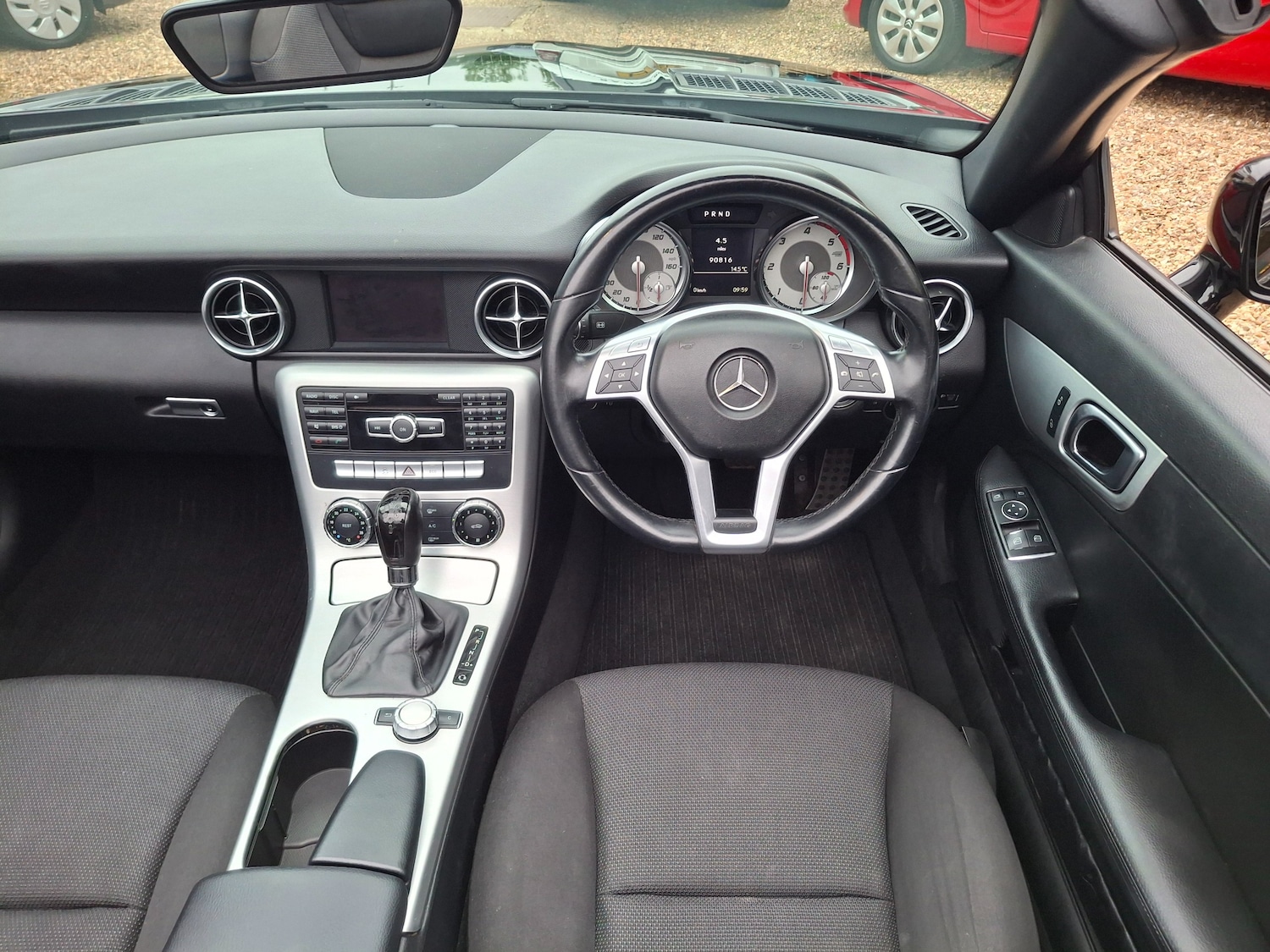 Used Mercedes-Benz SLK 2014 for sale - 76232344: Photo 21