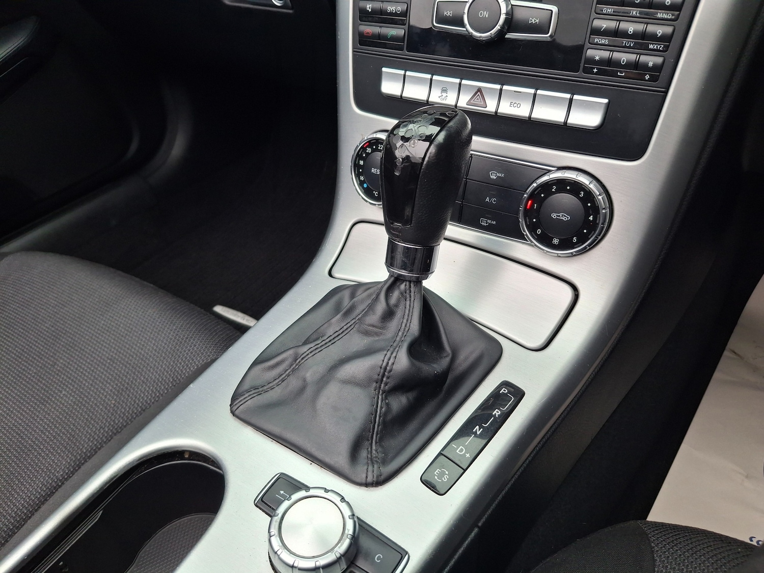 Used Mercedes-Benz SLK 2014 for sale - 76232344: Photo 27