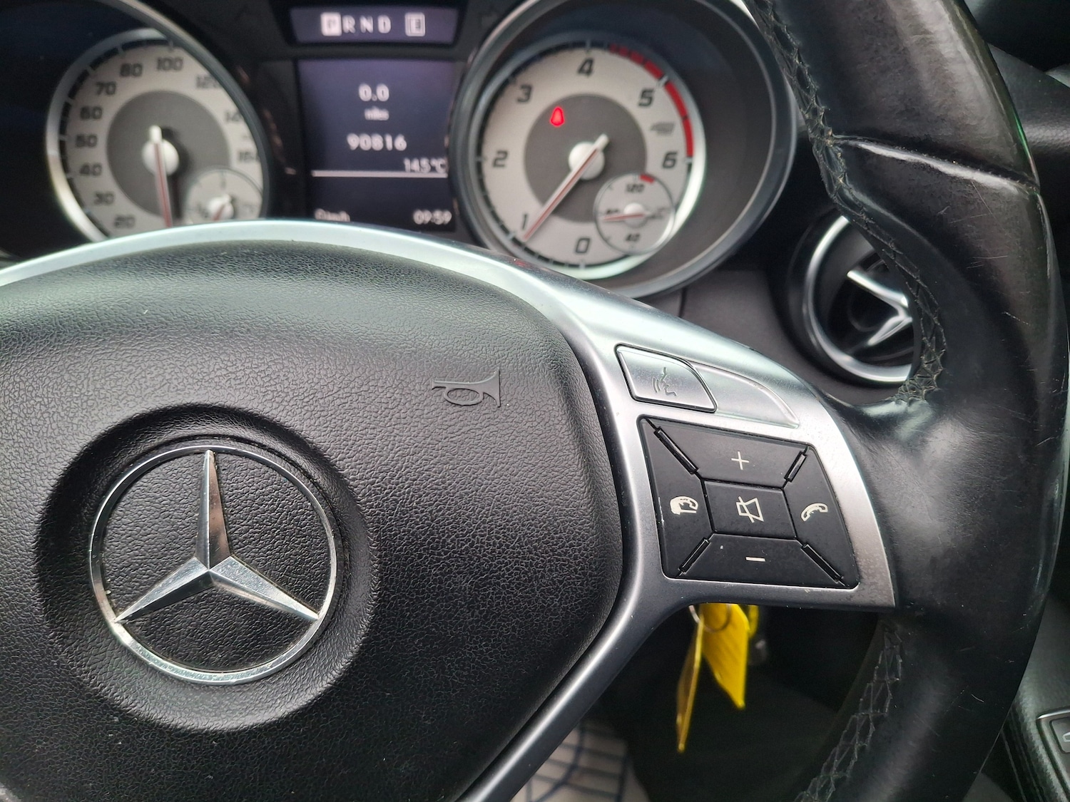 Used Mercedes-Benz SLK 2014 for sale - 76232344: Photo 29