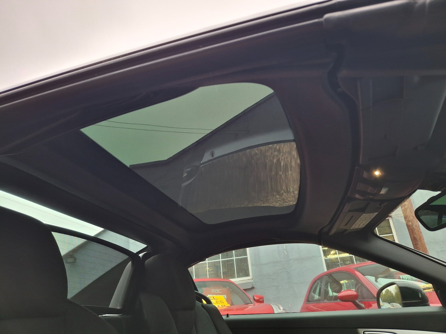 Used Mercedes-Benz SLK 2014 for sale - 76232344: Photo 32