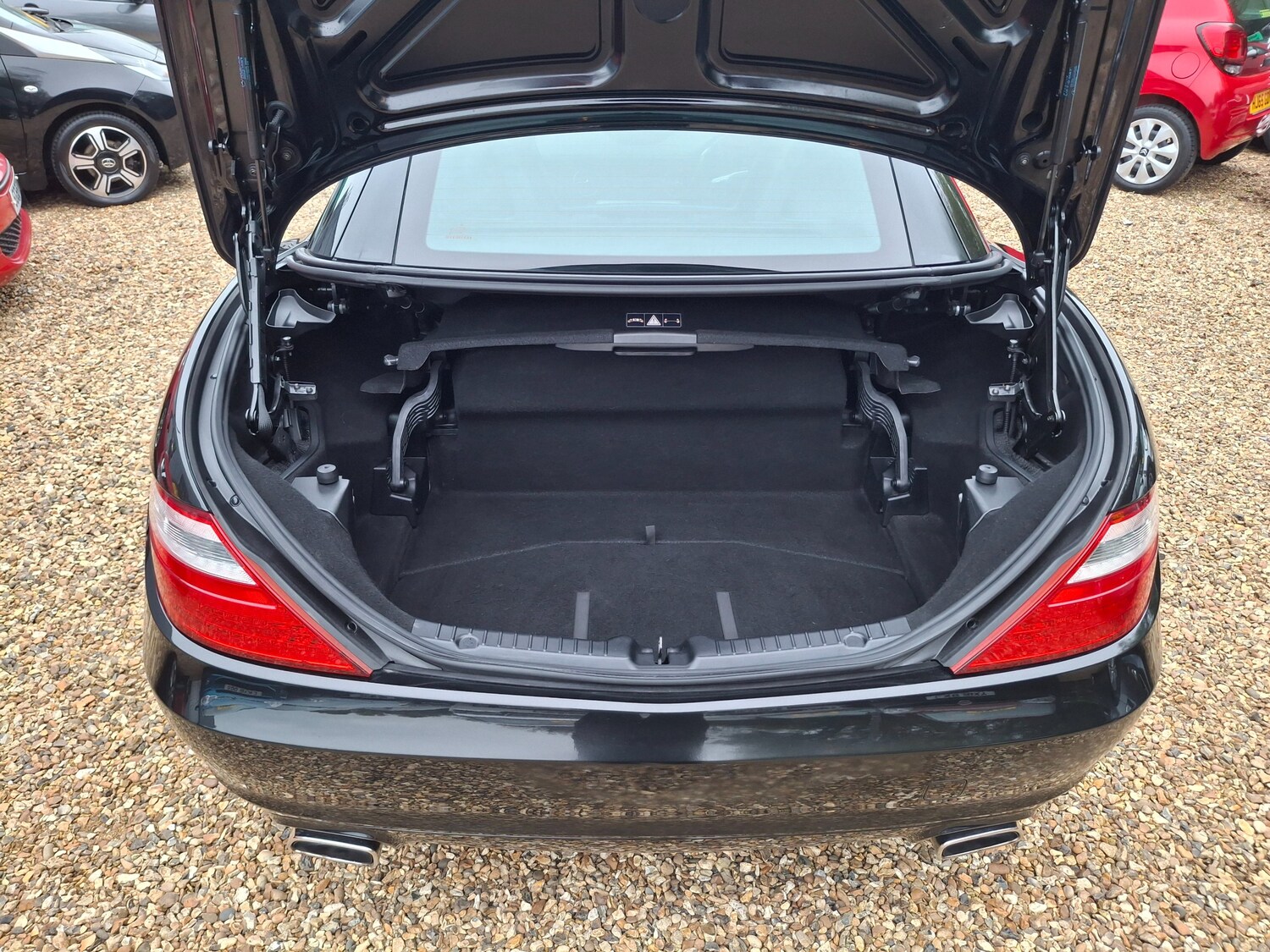 Used Mercedes-Benz SLK 2014 for sale - 76232344: Photo 33