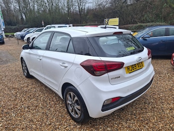 Used Hyundai i20 2019 for sale - 77236206: Photo