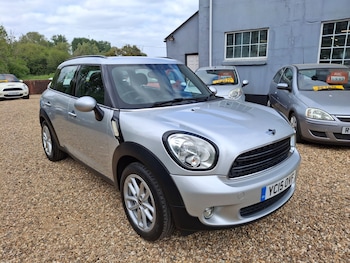 Used MINI Countryman 2015 for sale - 76015376: Photo