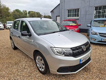 Used Dacia Sandero 2018 for sale - 79710129: Photo
