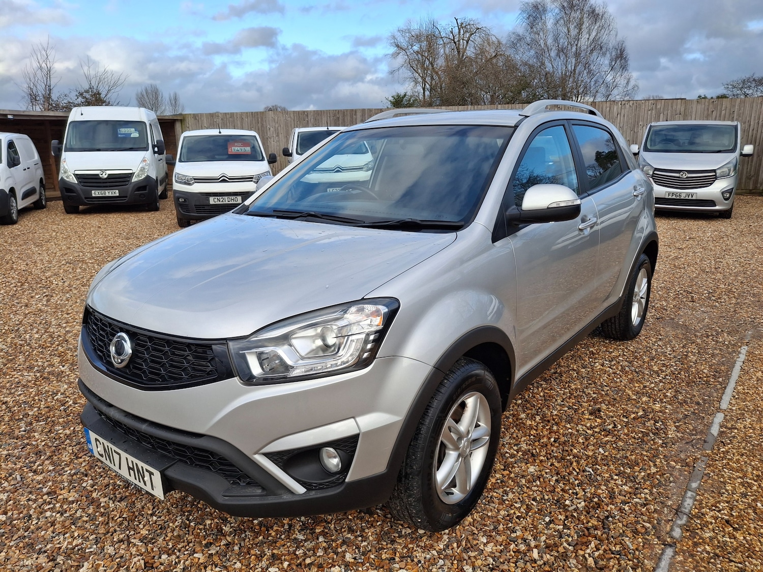 Used Ssangyong Korando 2017 for sale - 77301641: Photo 2