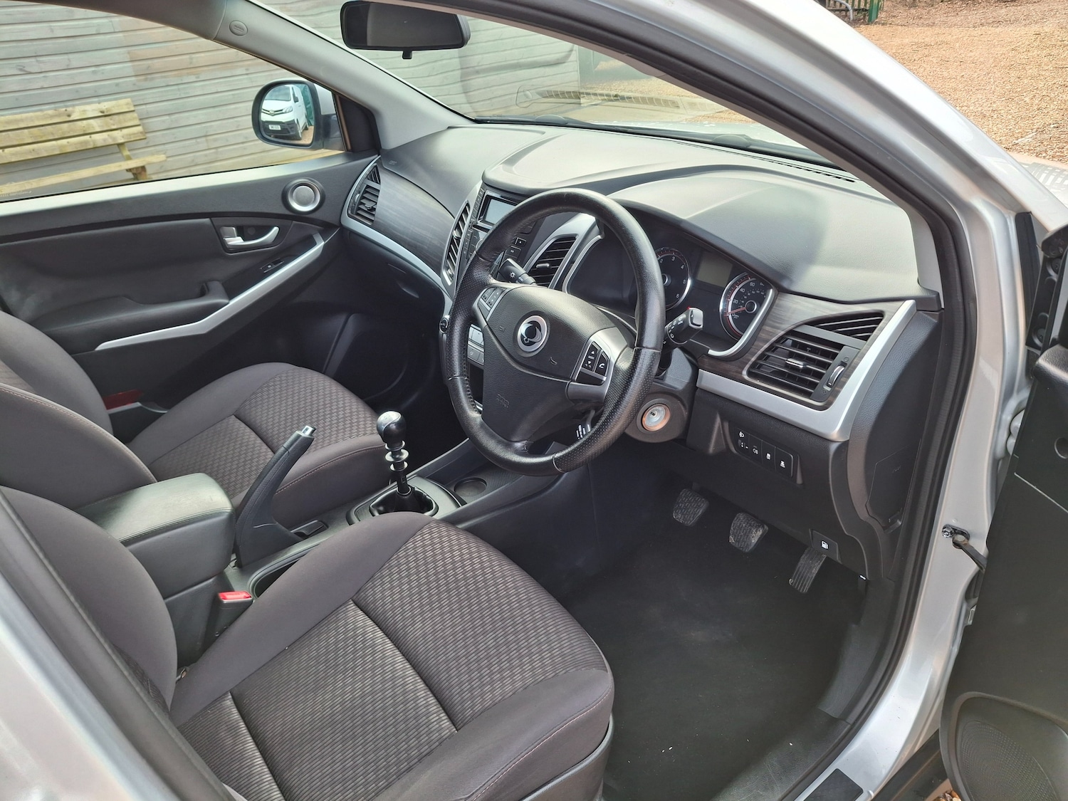 Used Ssangyong Korando 2017 for sale - 77301641: Photo 9