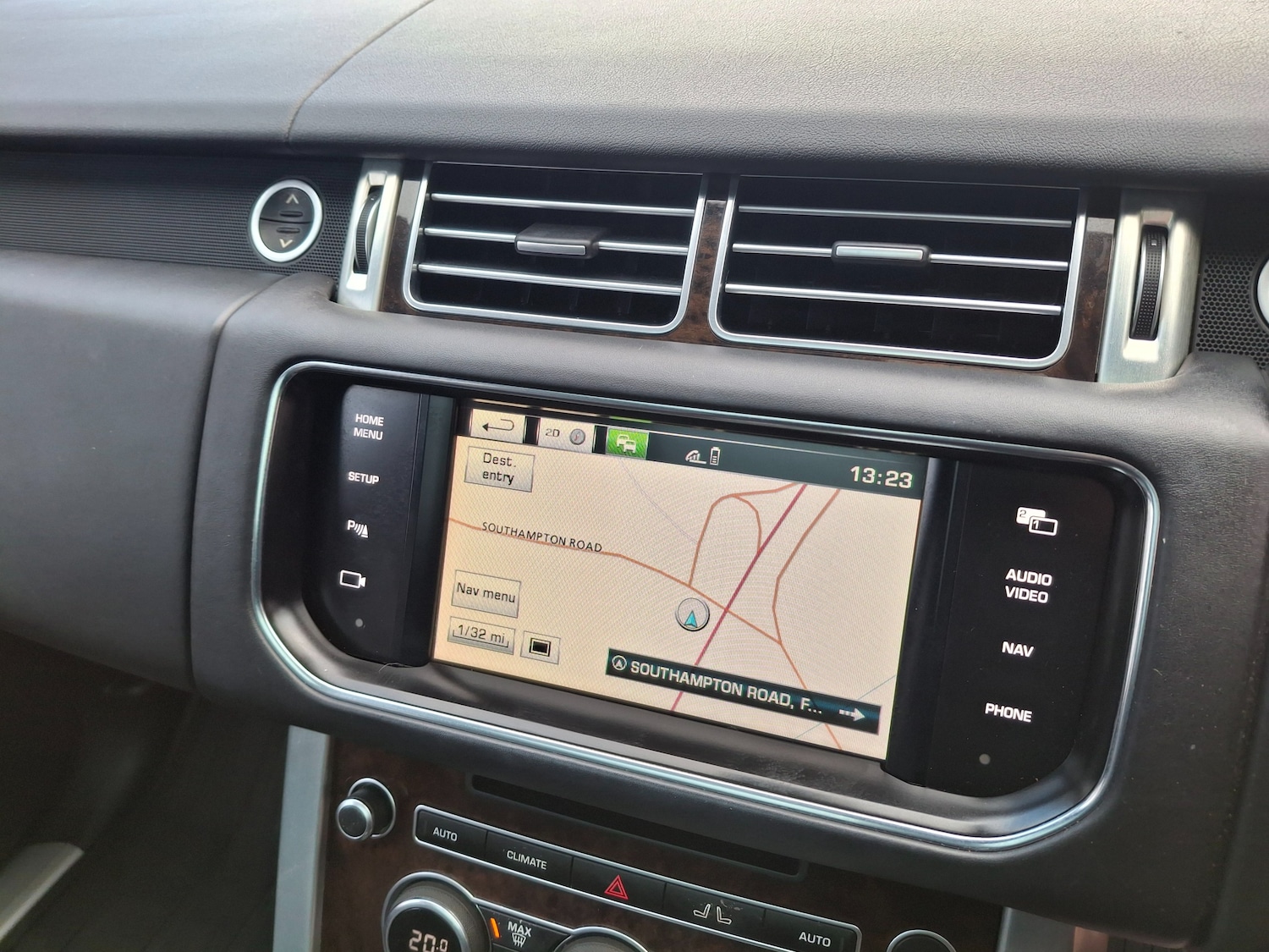 Used Land Rover Range Rover 2015 for sale - 76909281: Photo 19