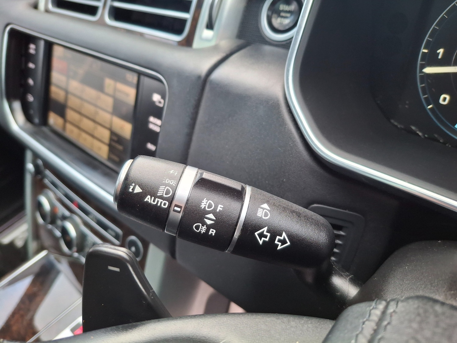 Used Land Rover Range Rover 2015 for sale - 76909281: Photo 29