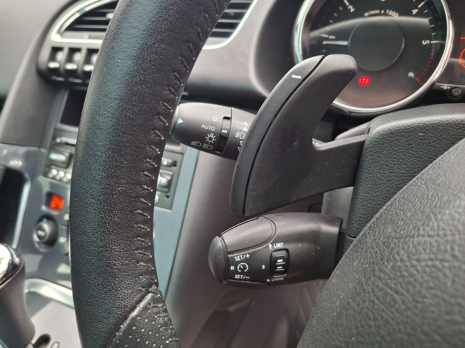 Used Peugeot 3008 2015 for sale - 77603811: Photo 28