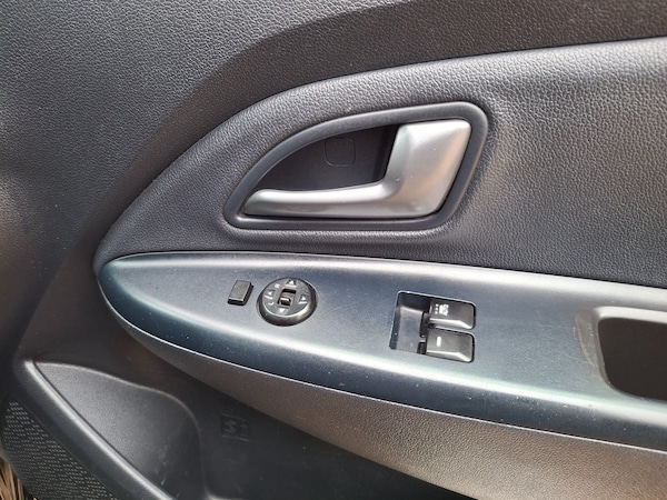 Used Kia Rio 2016 for sale - 76236929: Photo 25