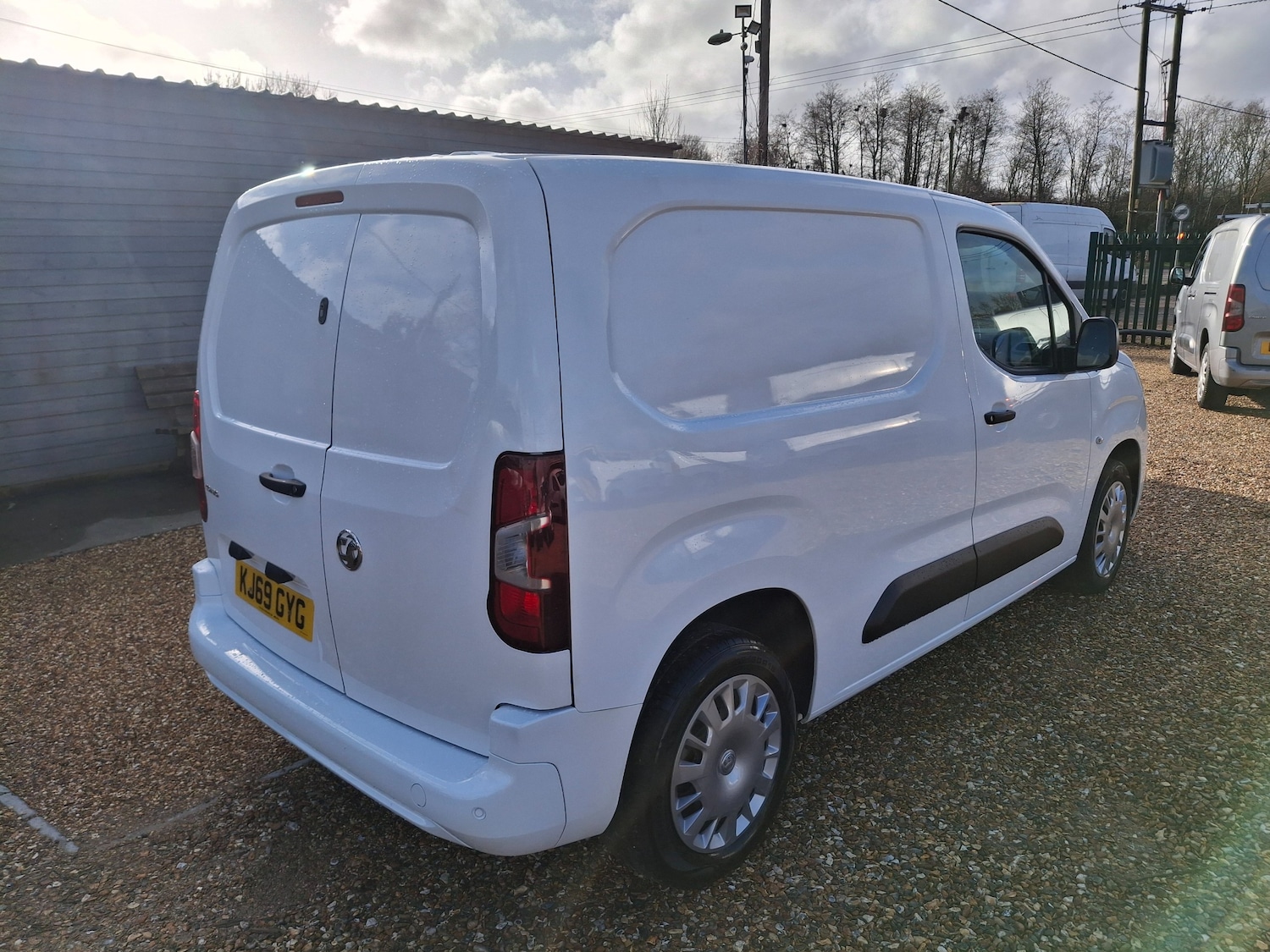 Used Vauxhall Combo 2020 for sale - 77301638: Photo 3