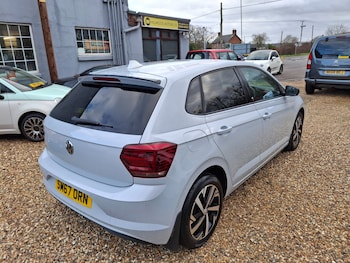Used Volkswagen Polo 2018 for sale - 77256567: Photo