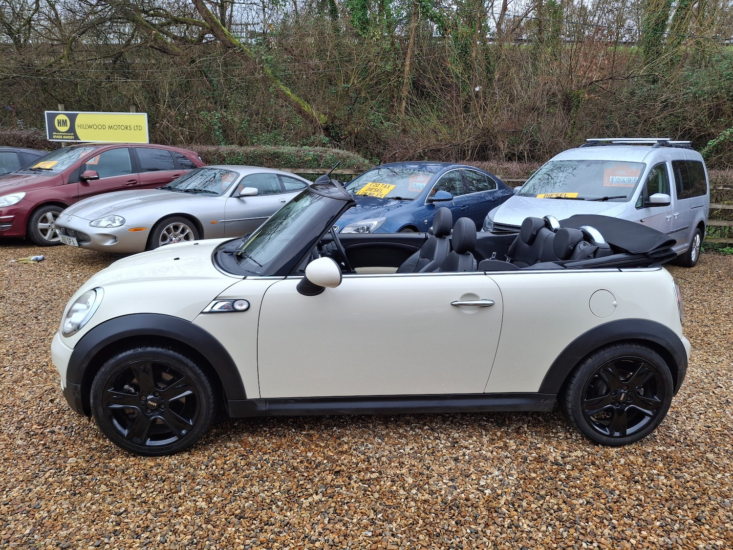 Used MINI Convertible 2009 for sale - 77692019: Photo 12