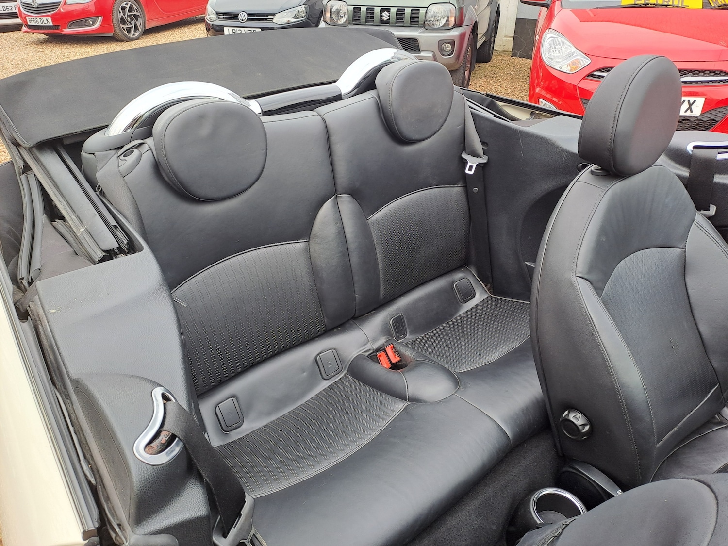 Used MINI Convertible 2009 for sale - 77692019: Photo 18