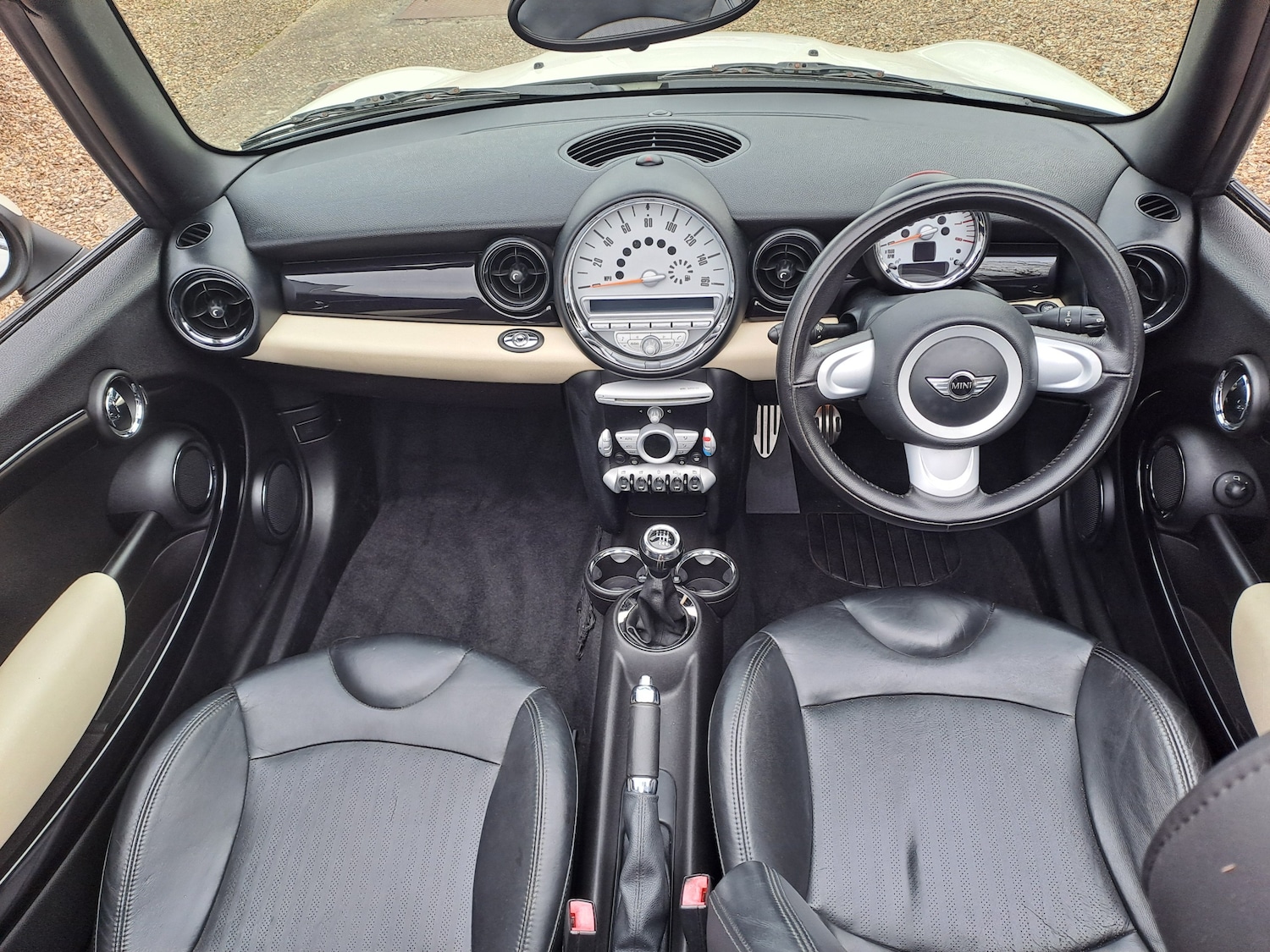 Used MINI Convertible 2009 for sale - 77692019: Photo 22