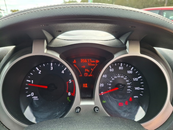 Used Nissan Juke 2015 for sale - 76157810: Photo 15