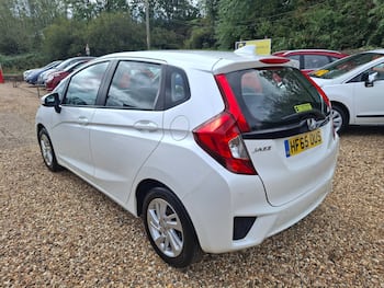 Used Honda Jazz 2015 for sale - 79592498: Photo