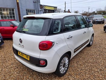 Used Fiat 500L 2016 for sale - 76957664: Photo