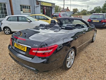 Used Mercedes-Benz E Class 2010 for sale - 79823368: Photo