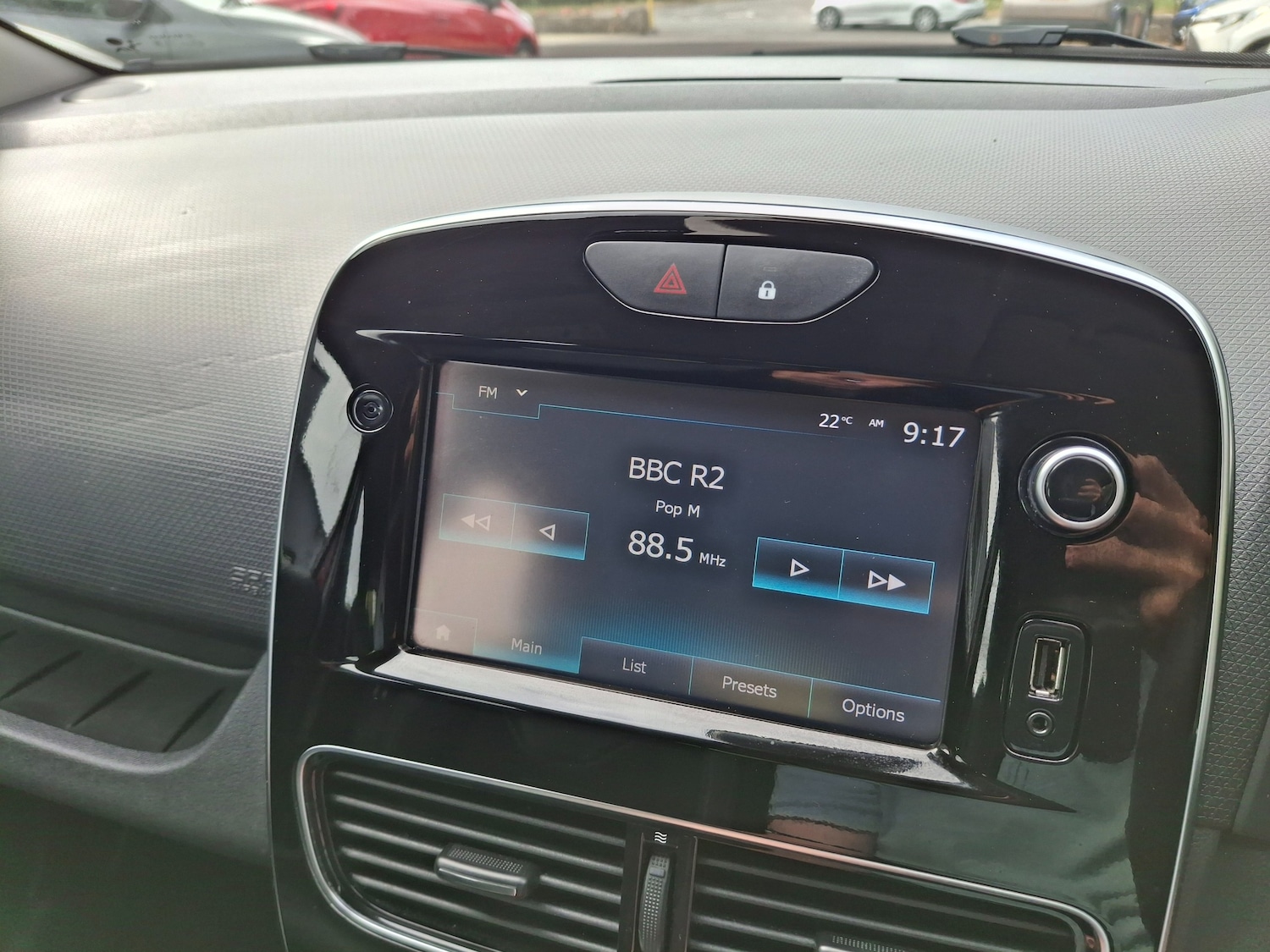 Used Renault Clio 2017 for sale - 77355167: Photo 22