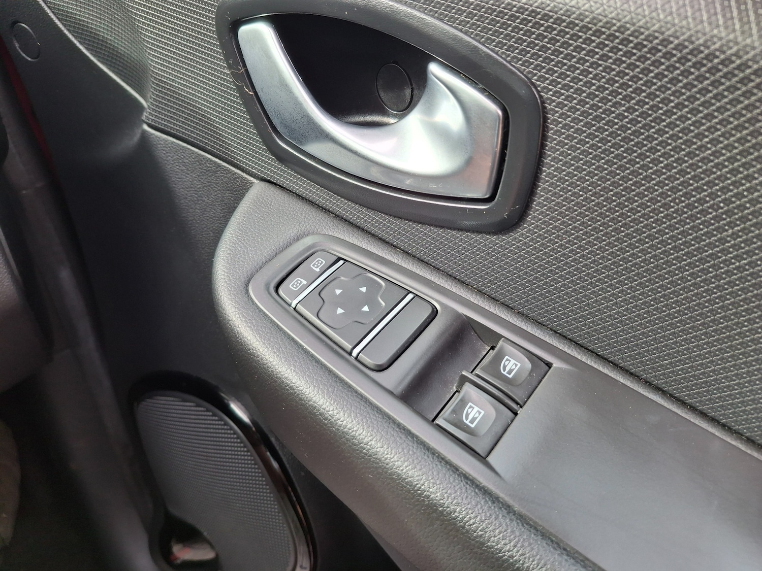 Used Renault Clio 2017 for sale - 77355167: Photo 28