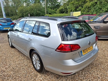 Used Volkswagen Golf 2016 for sale - 78594059: Photo