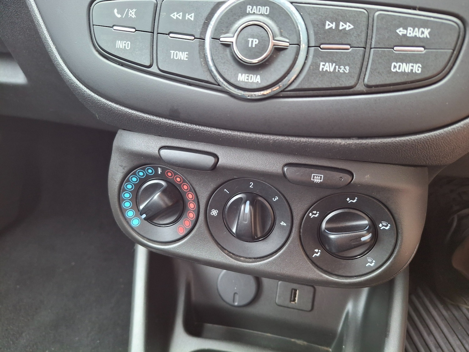 Used Vauxhall Corsa 2017 for sale - 77685876: Photo 18