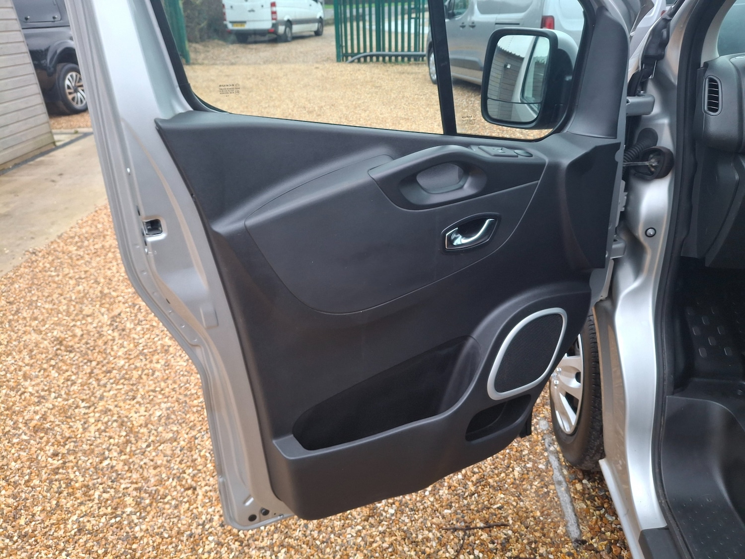 Used Vauxhall Vivaro 2016 for sale - 77327232: Photo 14
