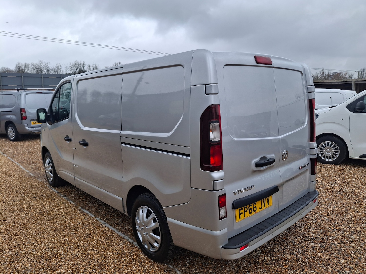 Used Vauxhall Vivaro 2016 for sale - 77327232: Photo 4
