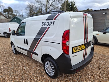 Used Vauxhall Combo 2018 for sale - 79277217: Photo