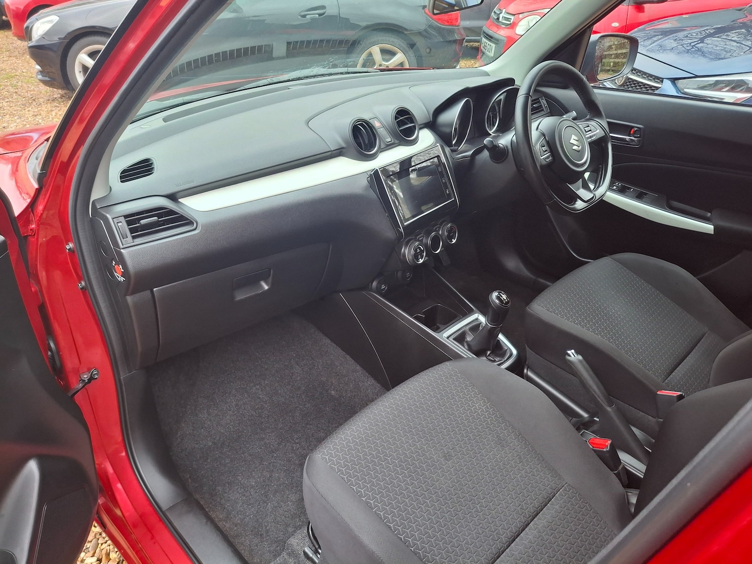 Used Suzuki Swift 2018 for sale - 76505086: Photo 12