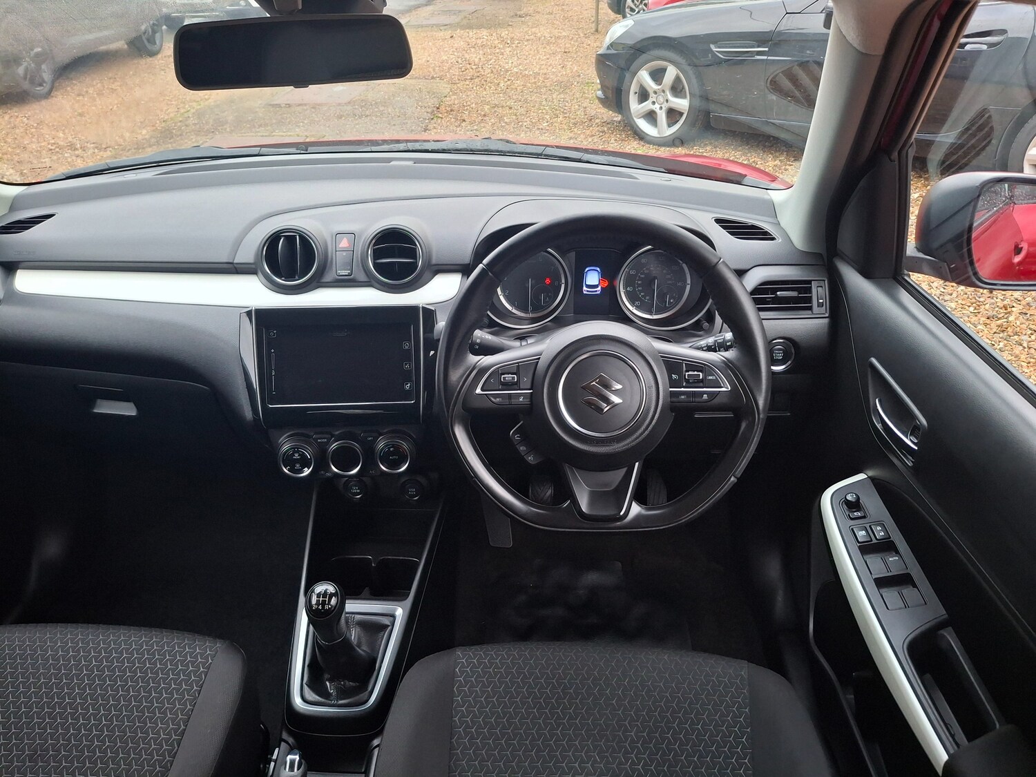 Used Suzuki Swift 2018 for sale - 76505086: Photo 16